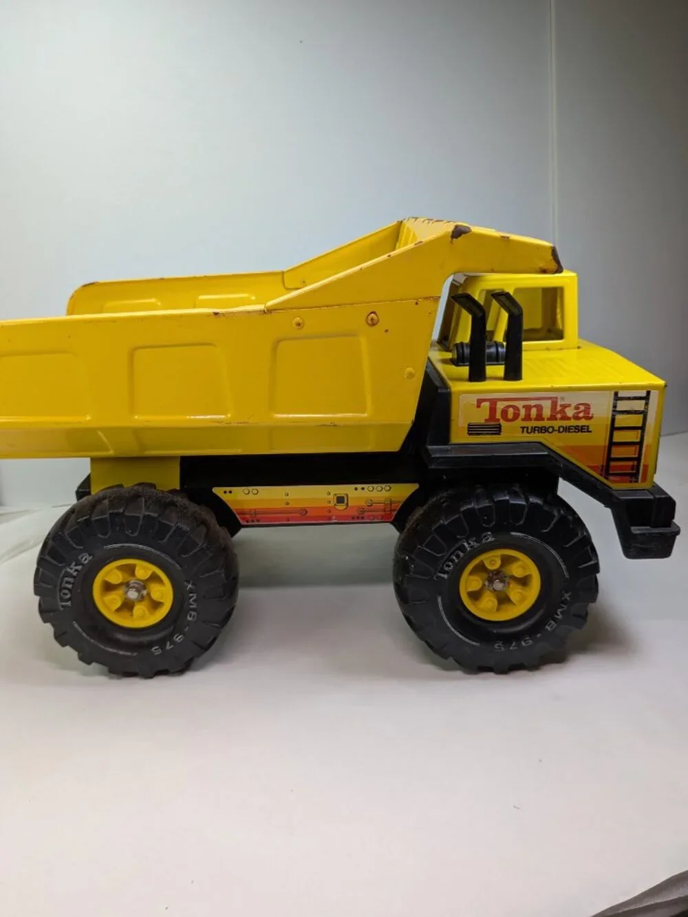 Vintage Tonka Mighty Dump Truck Pressed Steel All Metal Double Smokestack 1980s